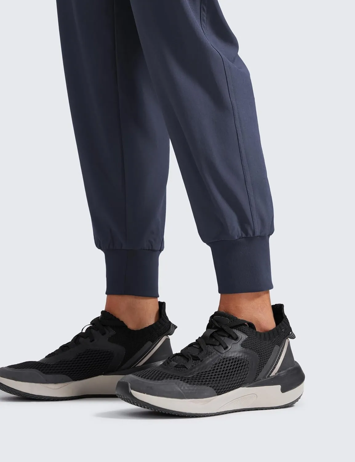 CRZ YOGA Women's Lightweight Workout Joggers 27.5" - Travel Casual Outdoor Running Athletic Track Hiking Pants with Pockets