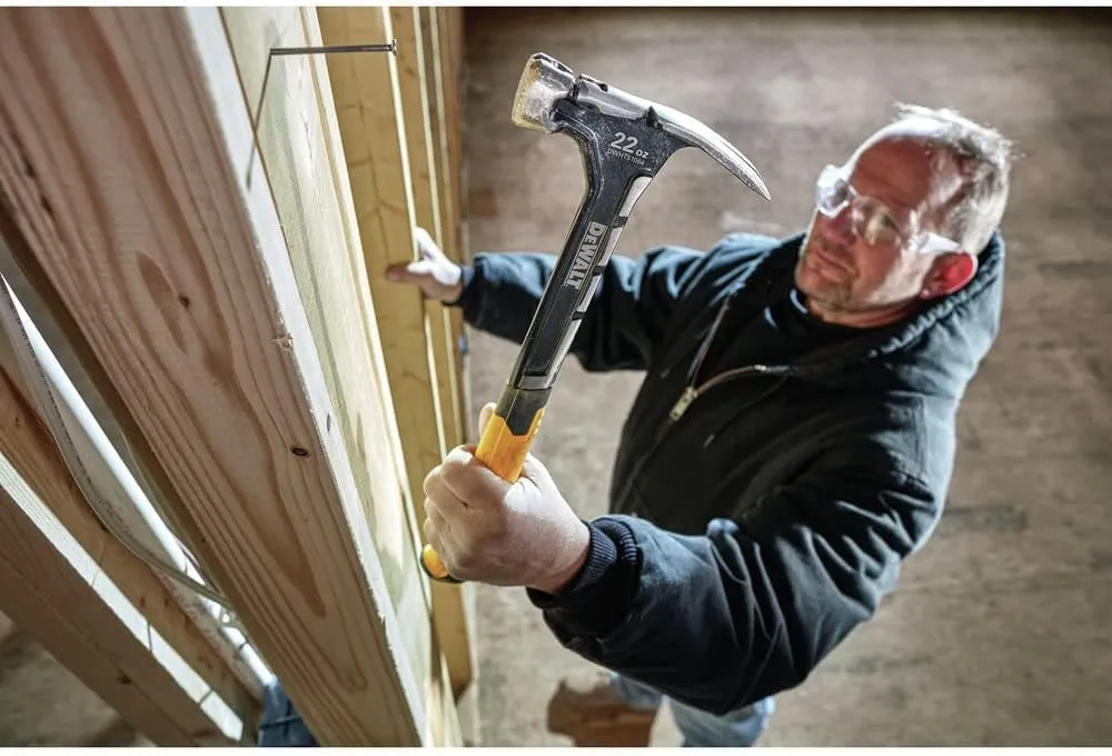 Dewalt 22 Oz. One-Piece Steel Milled Face Hammer