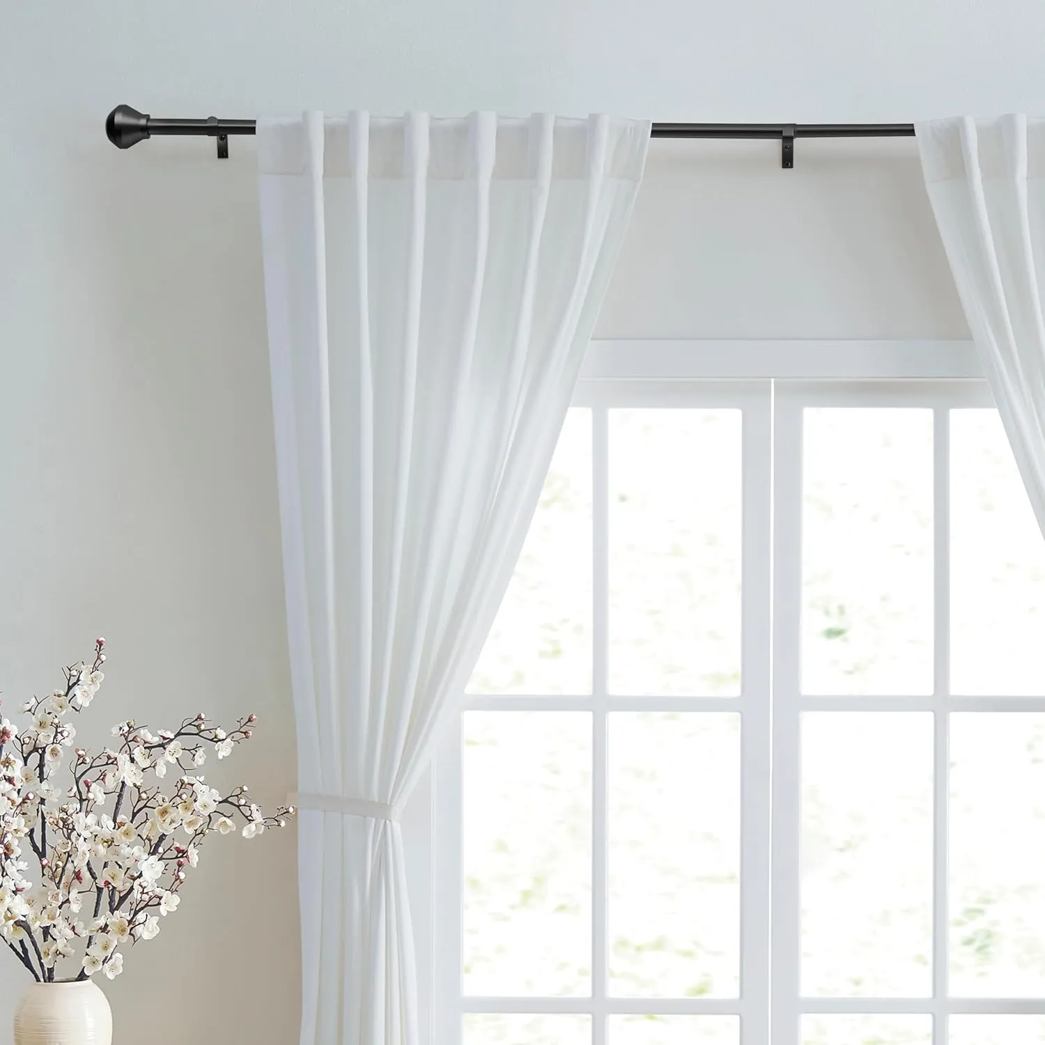 DKNY Conrad Curtain Rod for Windows 36 to 66 inches, Adjustable Length 1 inch Diameter Metal Curtain Rod with Finials, 36” – 66”, Black