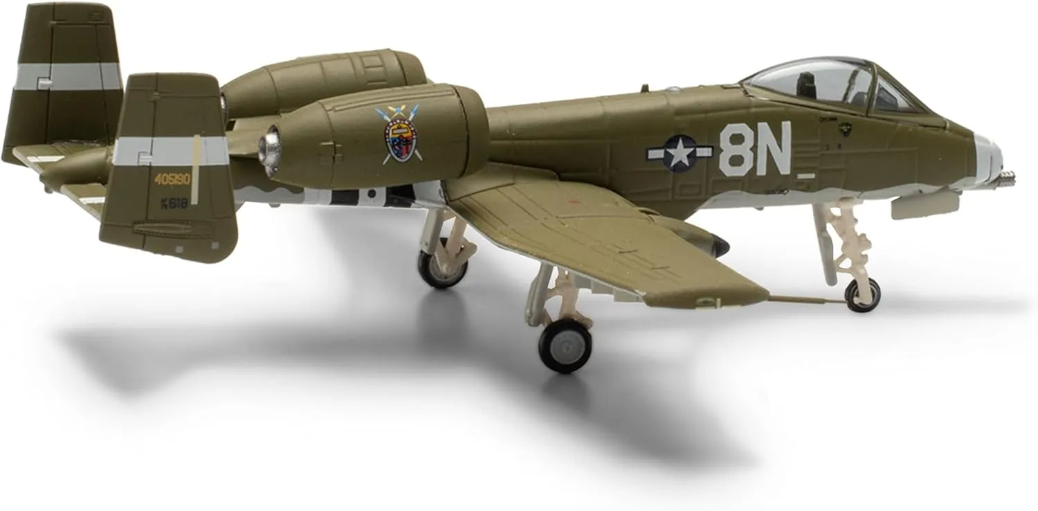 Herpa Military Model Airplane, U.S. Air Force Fairchild A-10C Thunderbolt II – A-10 Demo Team, Scale 1:200 - Collectible Airplane Model, Miniature Decoration, Army Aircraft Made of Metal