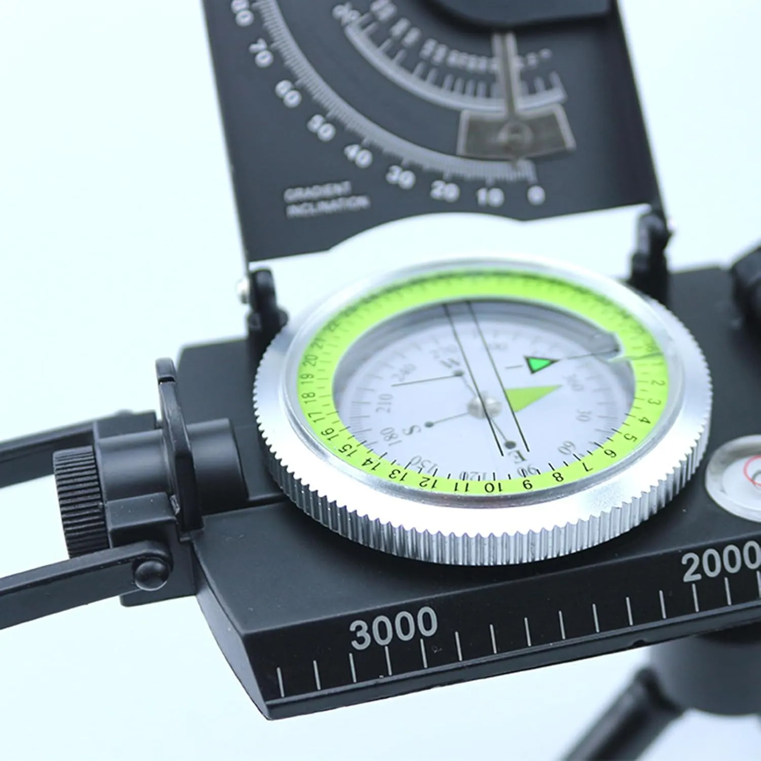 Multifunctional Aiming Navigation Luminous Compass, Sighting Navigation Compass with Inclinometer, Impact Resistant & Waterproof Compass for Hiking, Camping