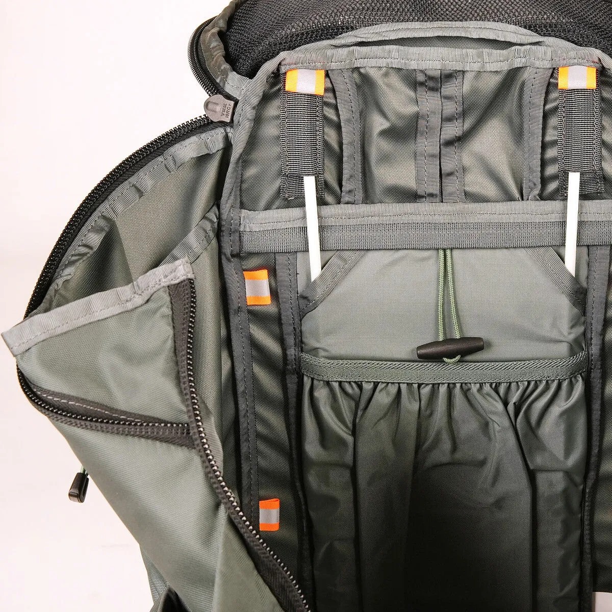 Mystery Ranch Coulee 40 Mineral Gray Hiking Backpack XL