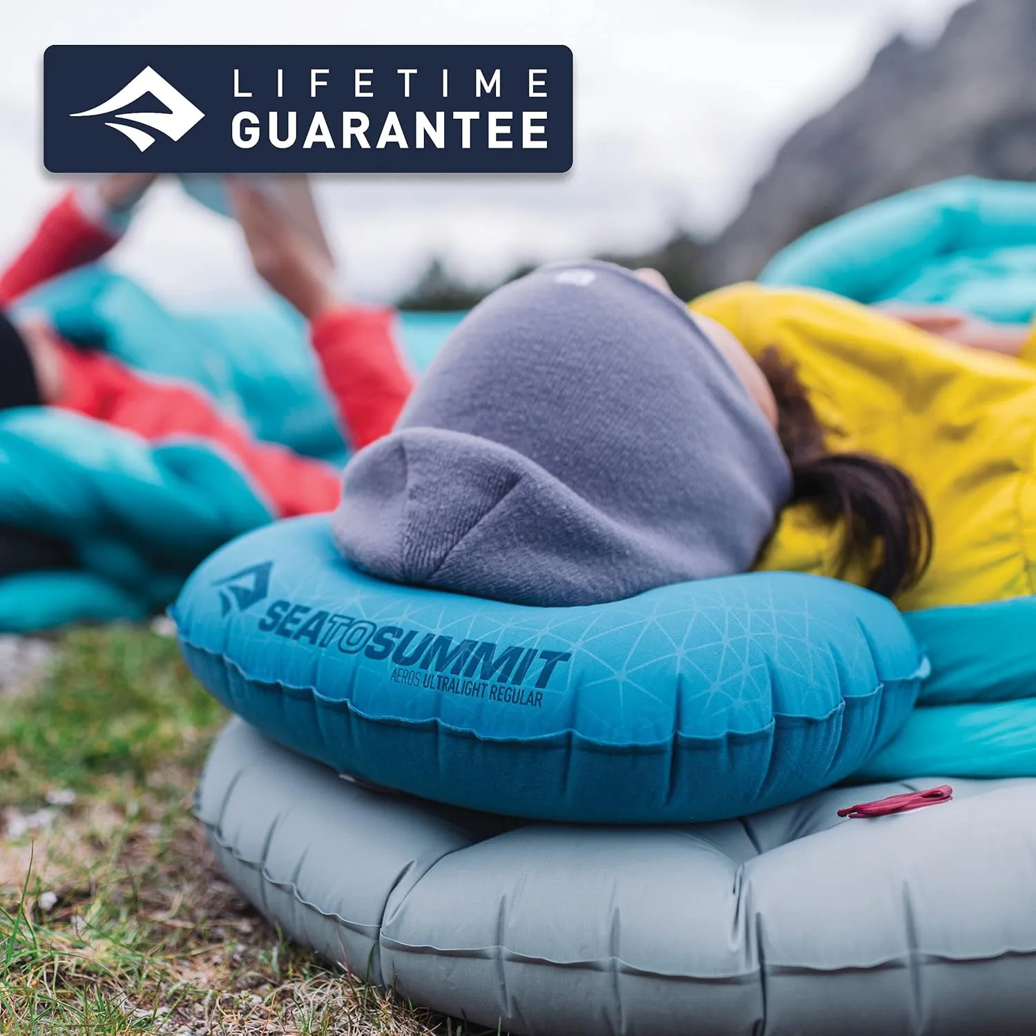 Sea to Summit Aeros Ultralight Inflatable Camping and Travel Pillow, Deluxe (22 x 14), Grey